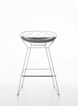 Alias_N02_O_Kobi-stool-outdoor_3
