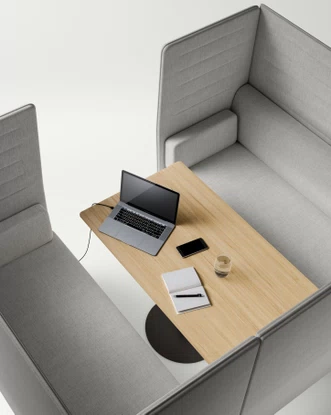 Alias_867_M_Eleven-high-back-privacy-2+monitor_R_2