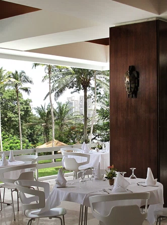 Alias_Hotel-Ivoire-restaurant-le-Pavillo-Abidjan_3