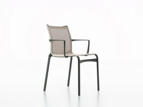 Alias_440_O_Bigframe-44-armrest-outdoor_3