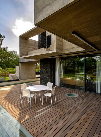 Alias_project_Up-to-the-sea_1