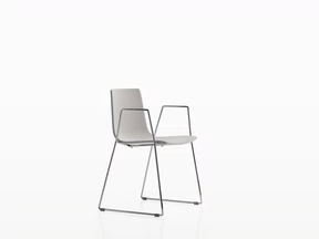 Alias_89L_Slim-chair-sledge-arm-soft-L_1